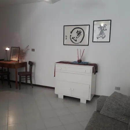 In Mit Terrasse Holiday home Marano Lagunare